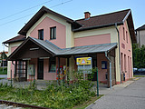 und der Bahnhof